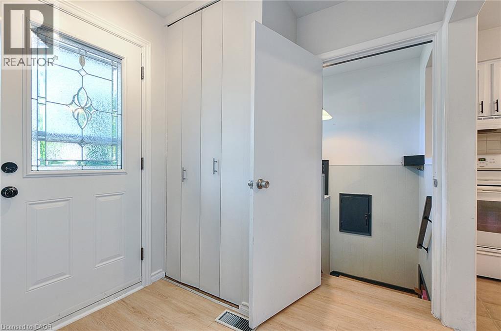 245 WEST 33RD photo 3