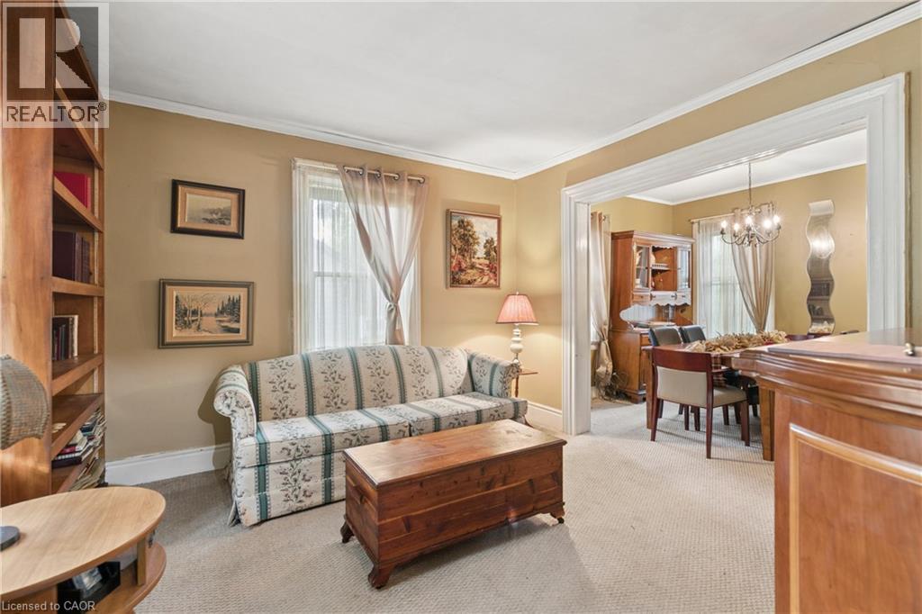 53 CAPRON photo 5