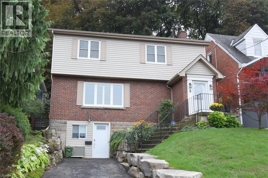 8 KINGSWAY
