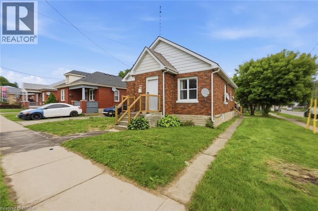 249 CLARENCE