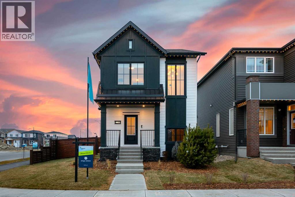 902 Chinook Winds