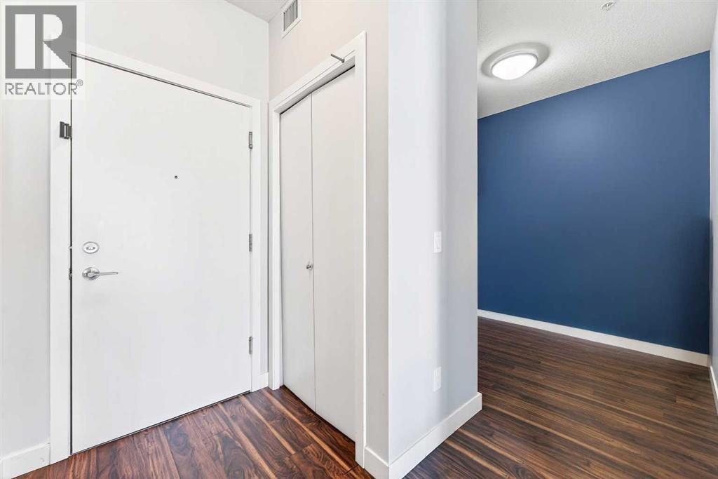 16 Auburn Bay Unit 301 photo 2