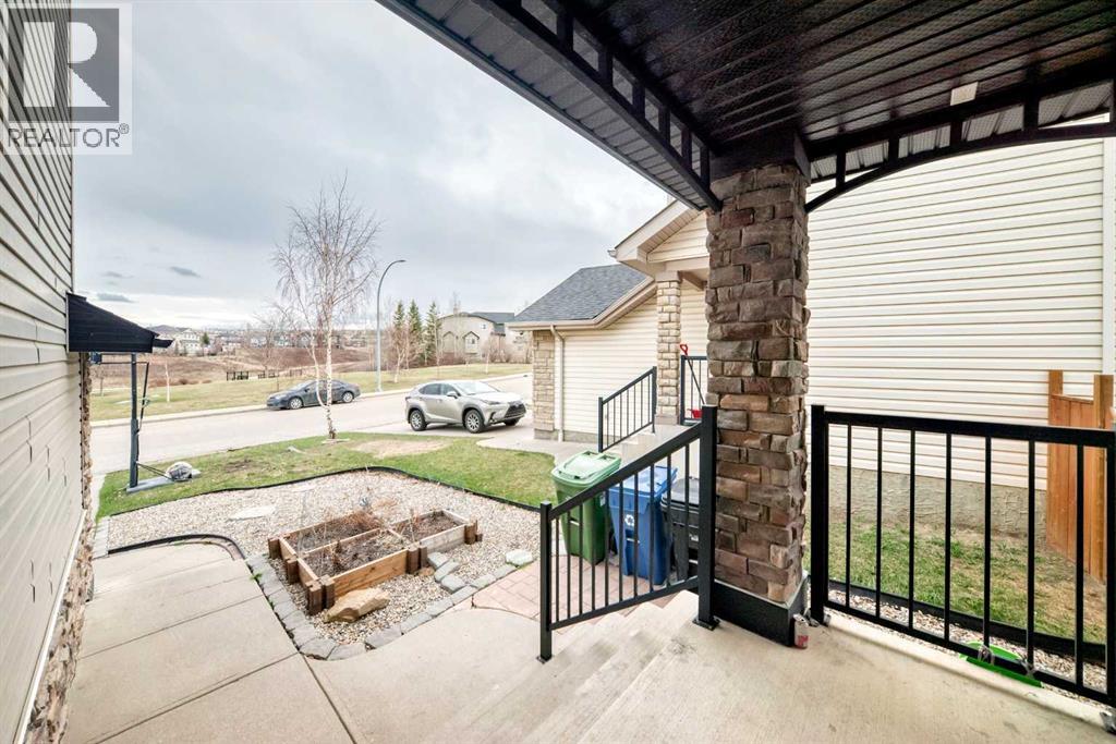 225 Kincora photo 3