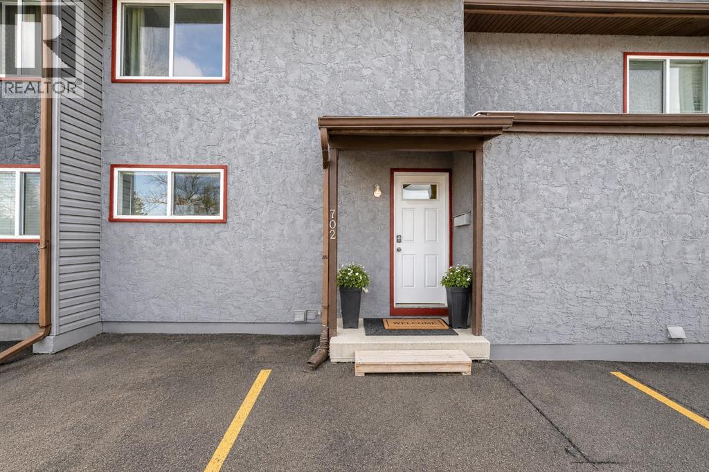 9930 Bonaventure Unit 702