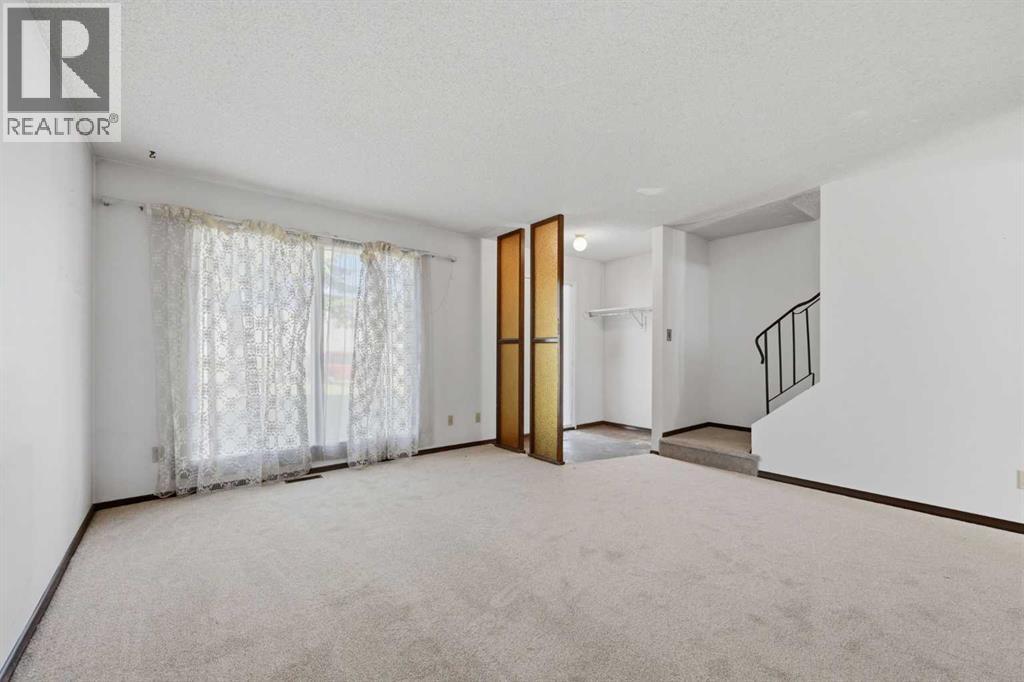 222 Marlborough photo 3