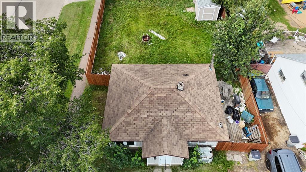 4944 56th Avenue photo 3