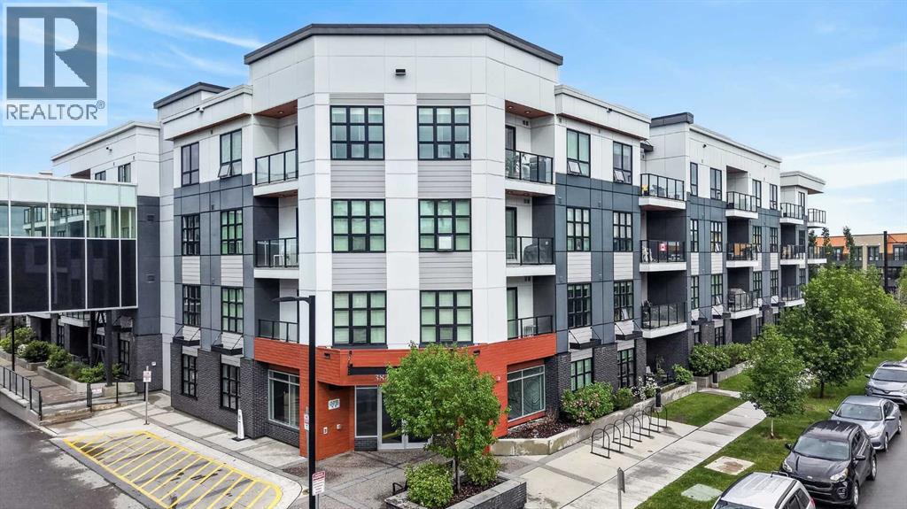 383 Smith Unit 208