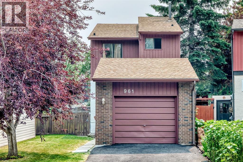 961 Ranchview