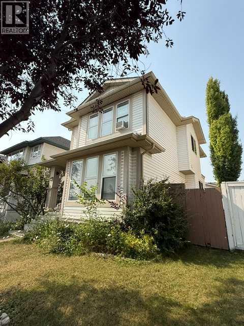 170 Country Hills photo 3