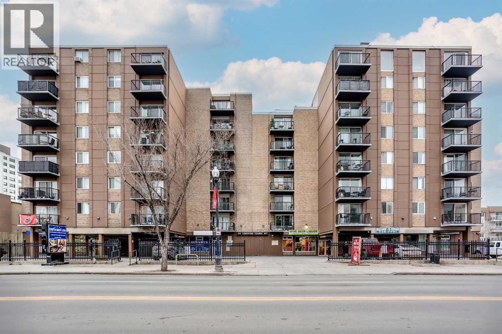 515 17 Unit 2D