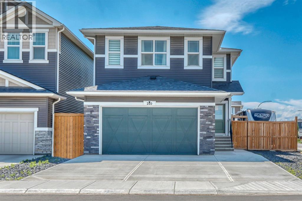 240 Creekstone photo 3