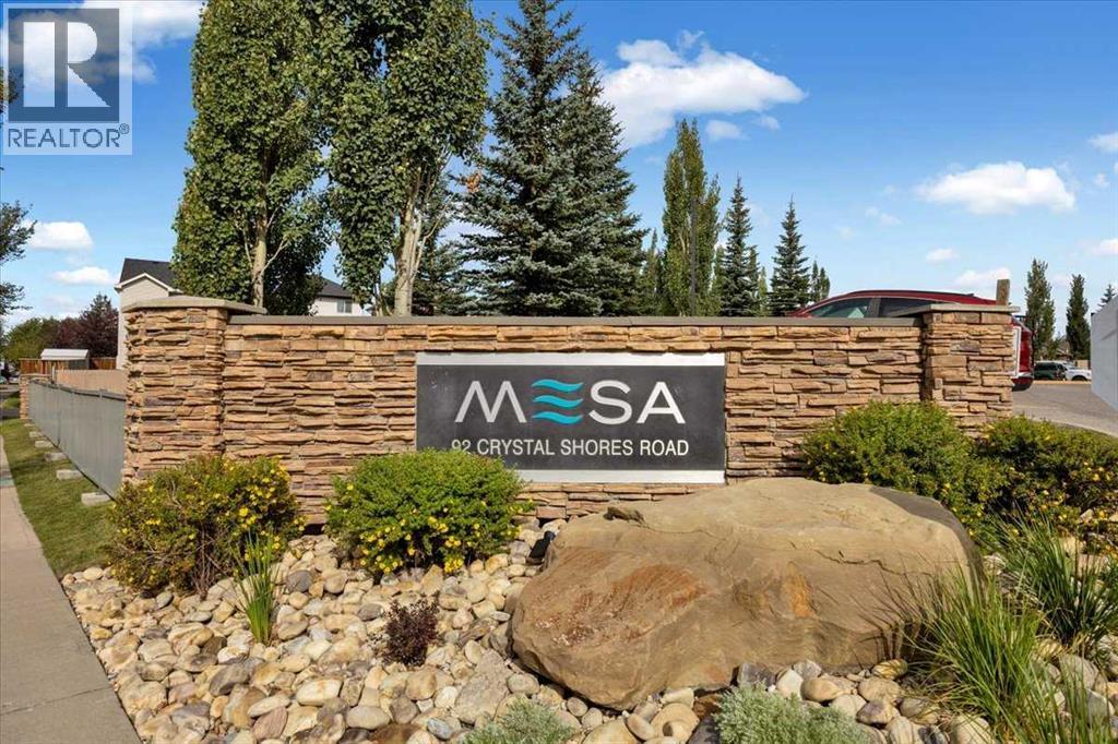 92 Crystal Shores Unit 2408