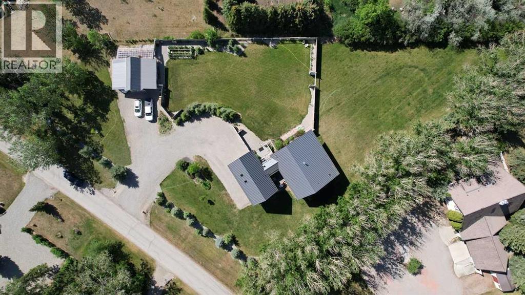 211 Moon River Drive photo 3