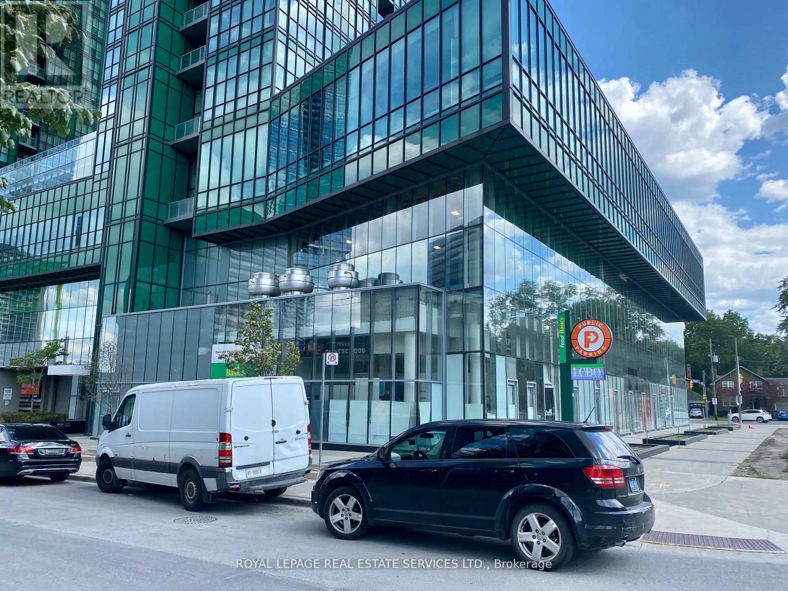 4750 Yonge Unit 144