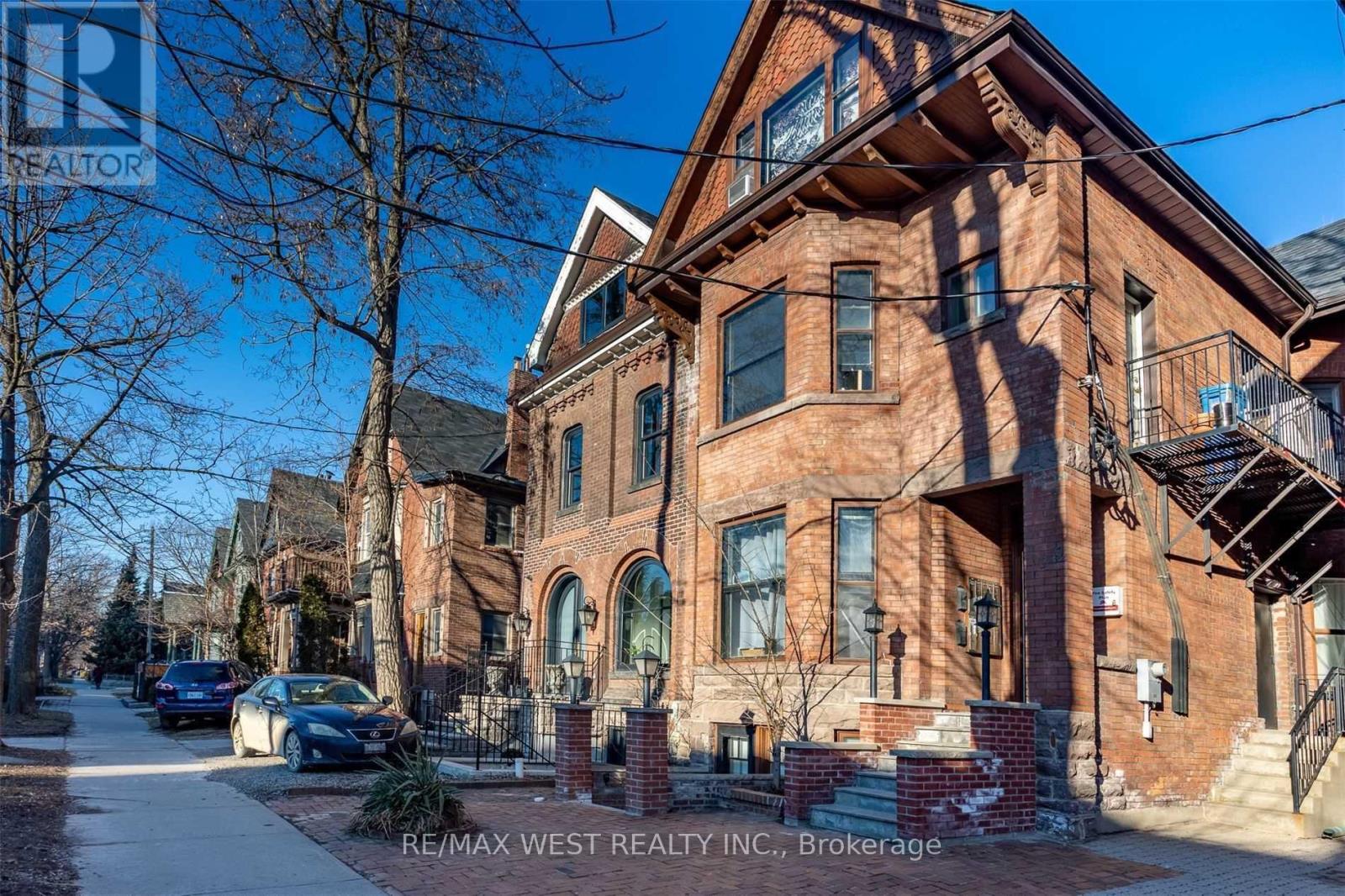 125 Madison