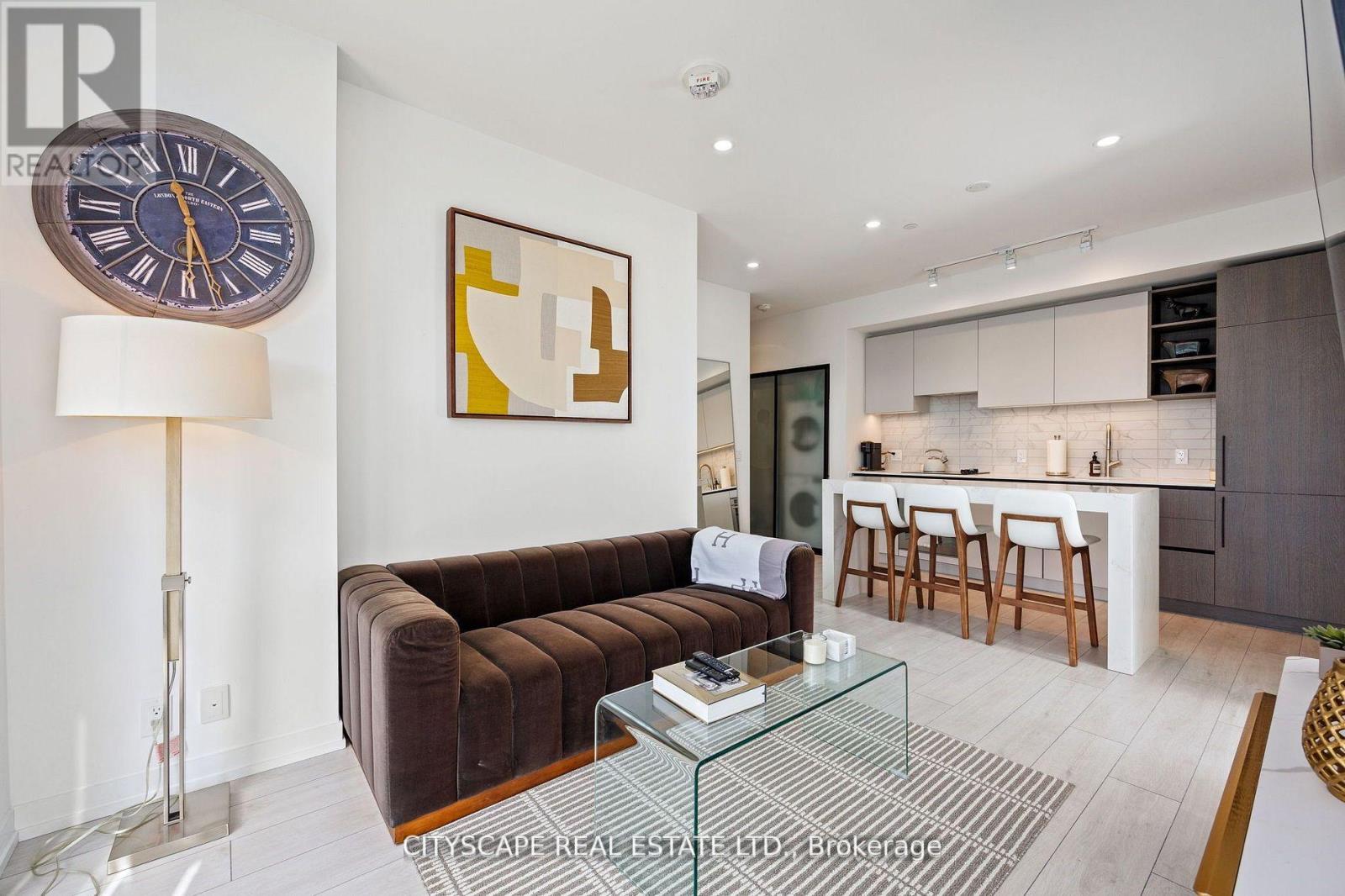 55 Mercer Unit 1802