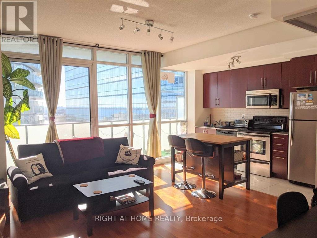 55 Bremner Unit 3411
