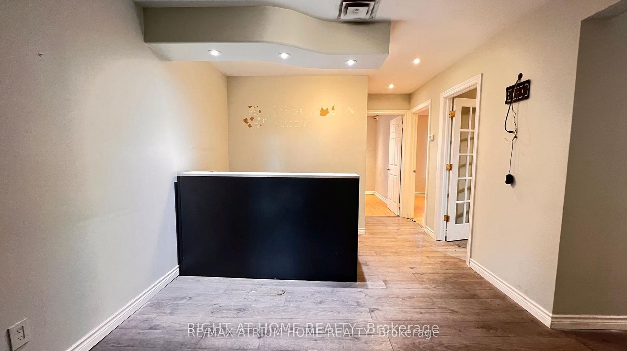6024 Yonge Unit 2nd B