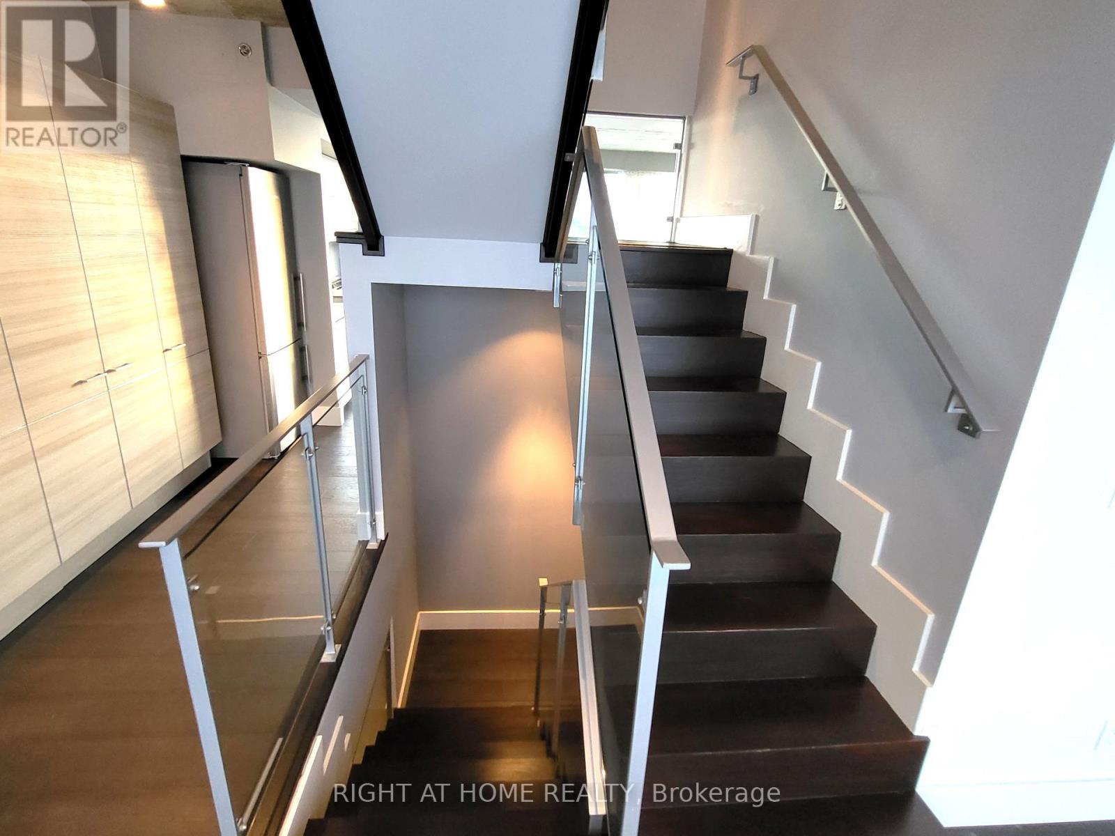 55 Stewart Unit PH1027