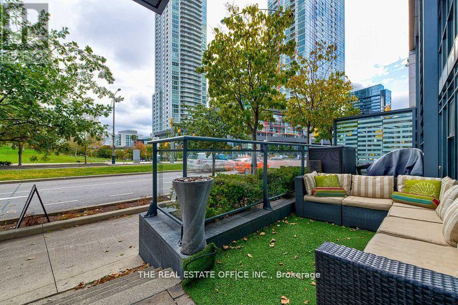 112 Fort York Unit G09