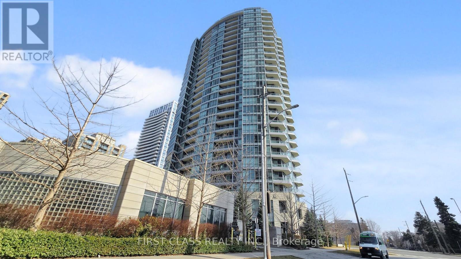 18 Holmes Unit 612