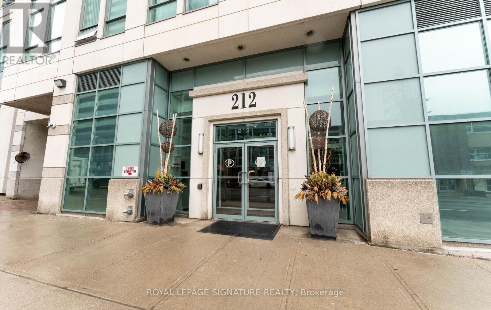 212 Eglinton Unit 1411