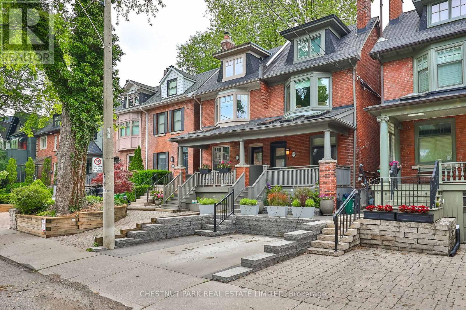 92 Balmoral