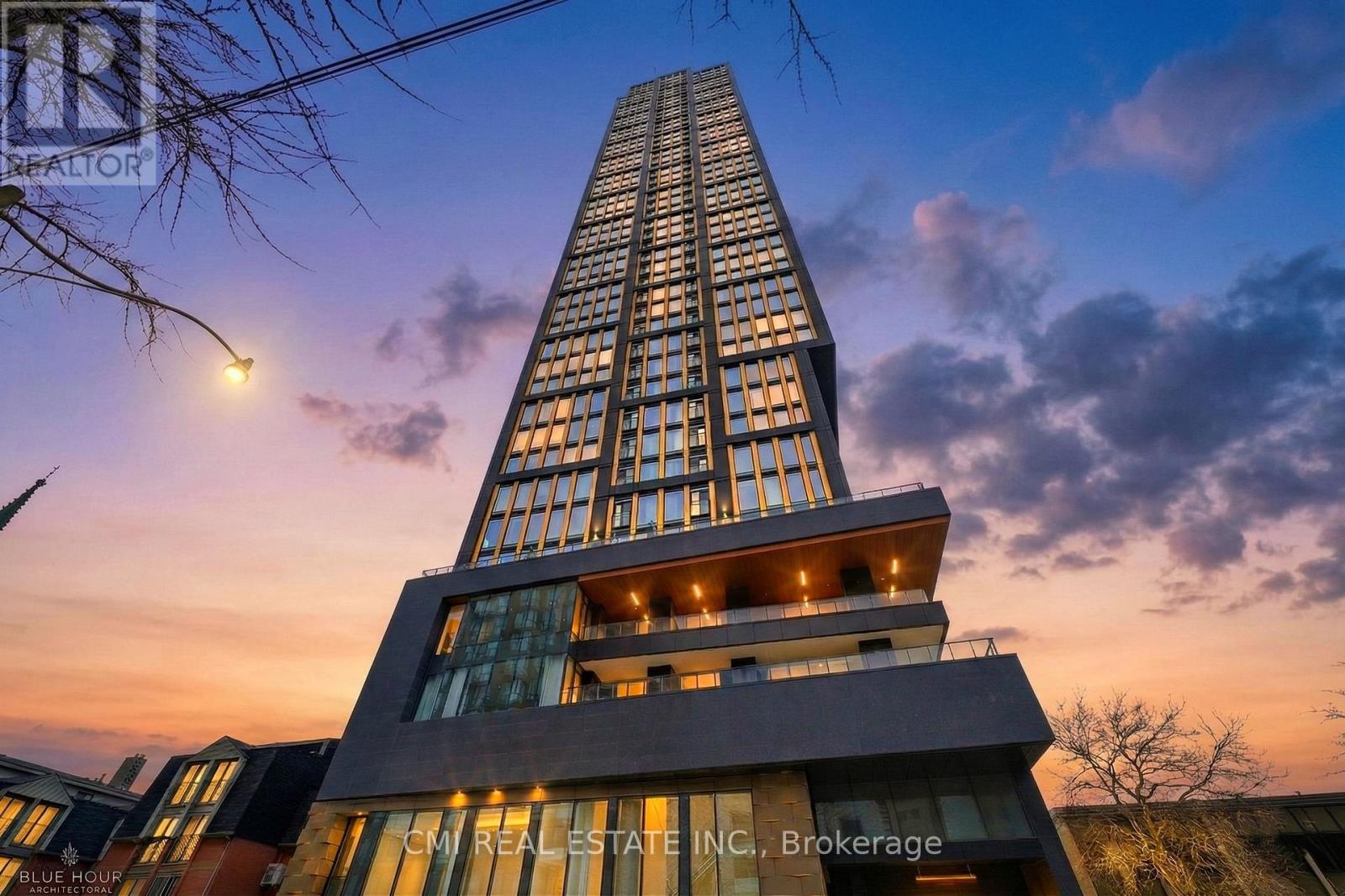 319 Jarvis Unit 3207