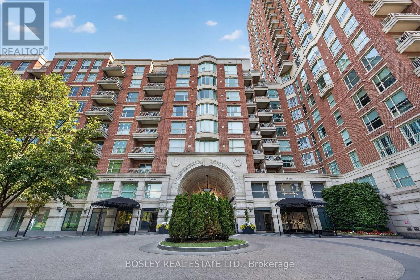 38 Avenue Unit 1403 photo 2