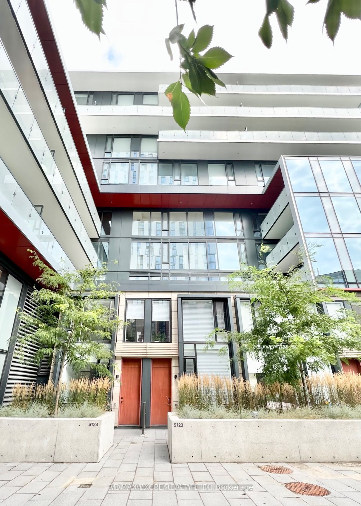 180 Mill Unit S123