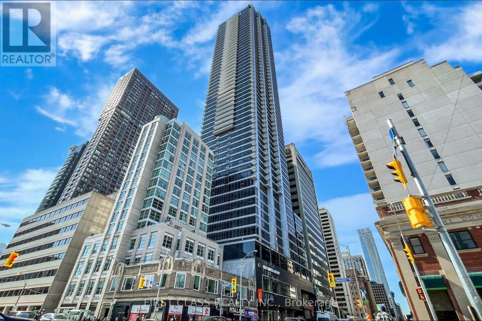395 Bloor Unit 4203