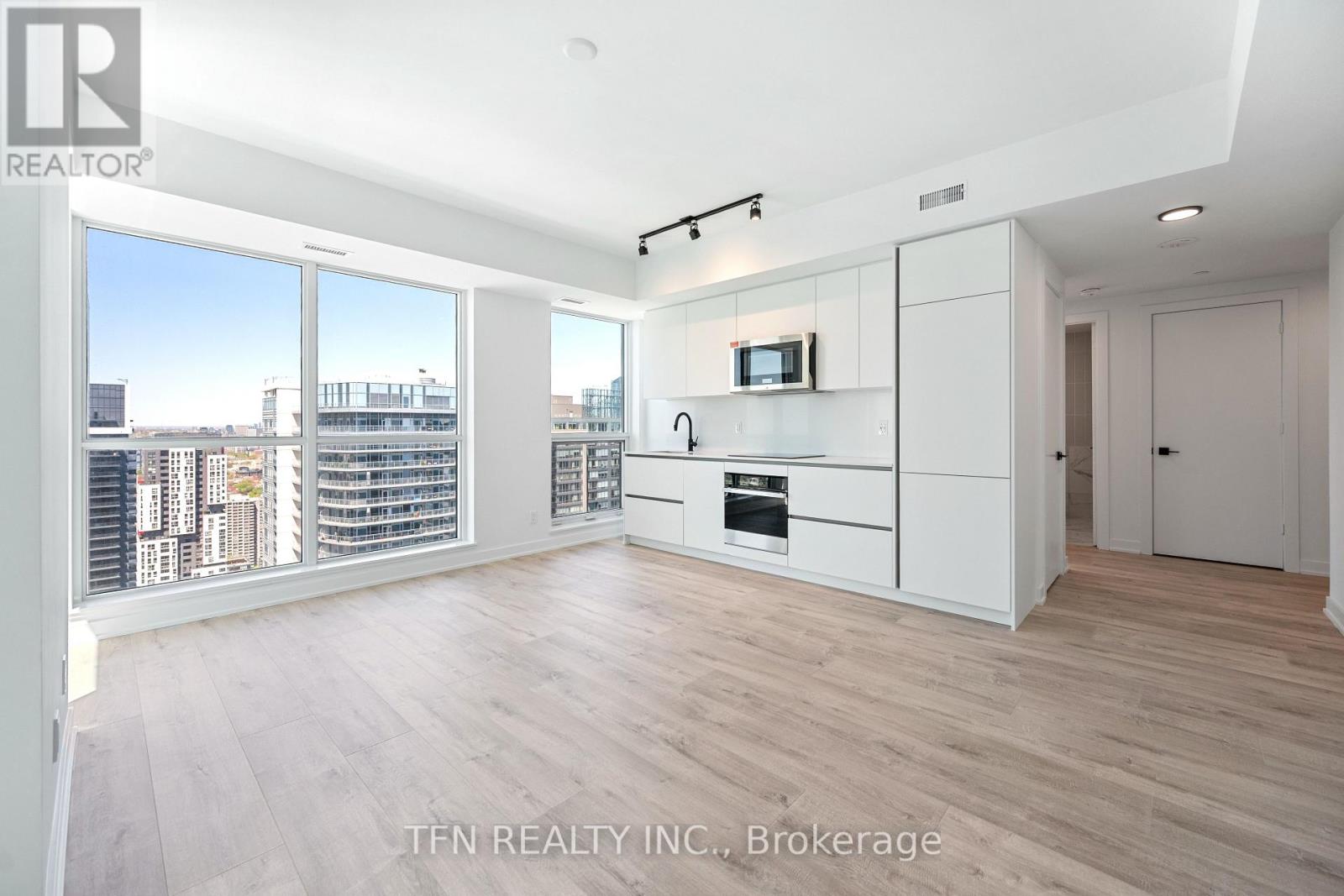 327 King Unit 4505