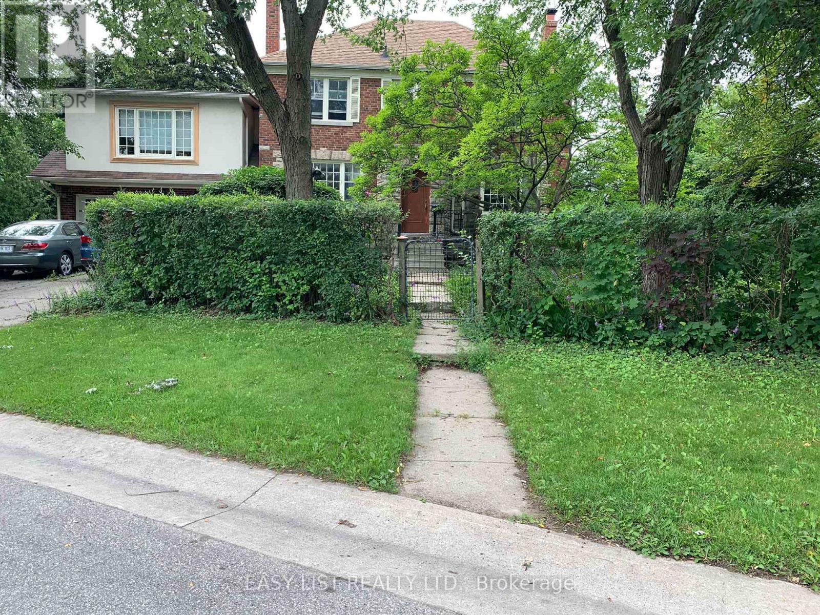 205 Ridley