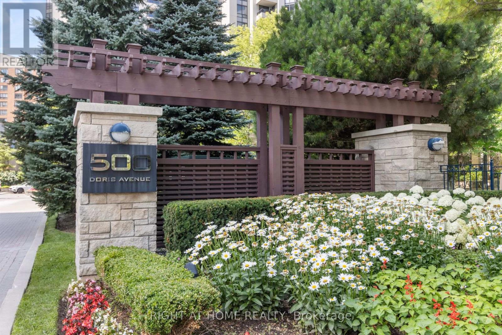 500 Doris Unit TH1