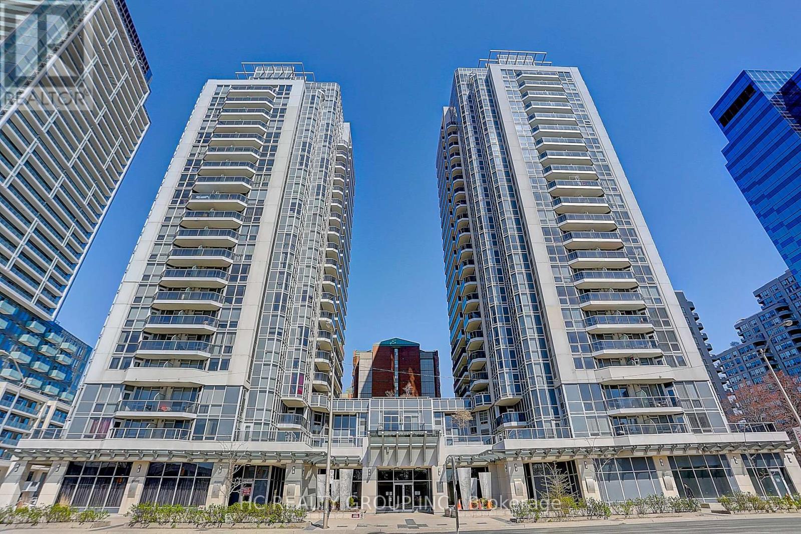 5791 Yonge Unit 1909