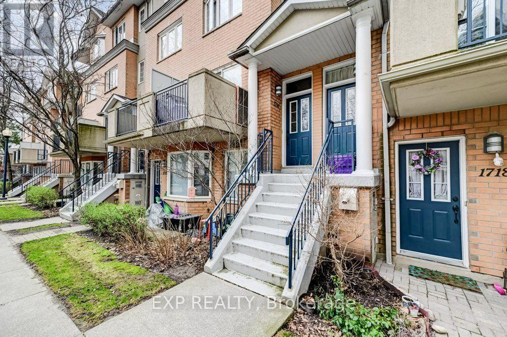 28 Sommerset Unit 1716