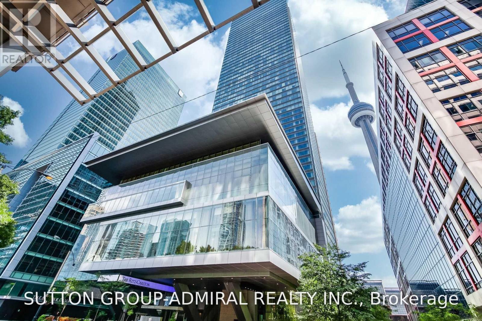 183 Wellington Unit 2202