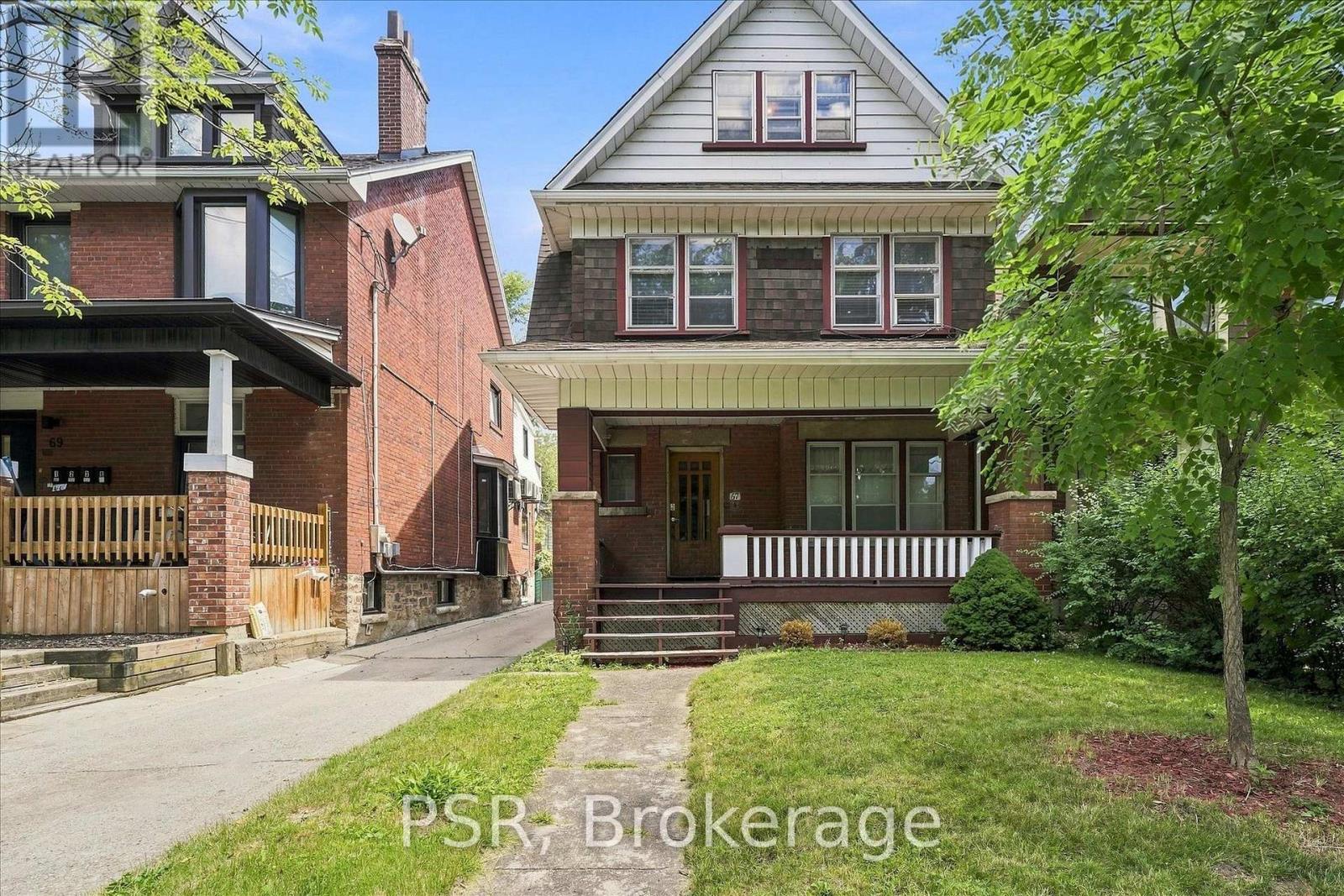 67 Oakwood photo 2