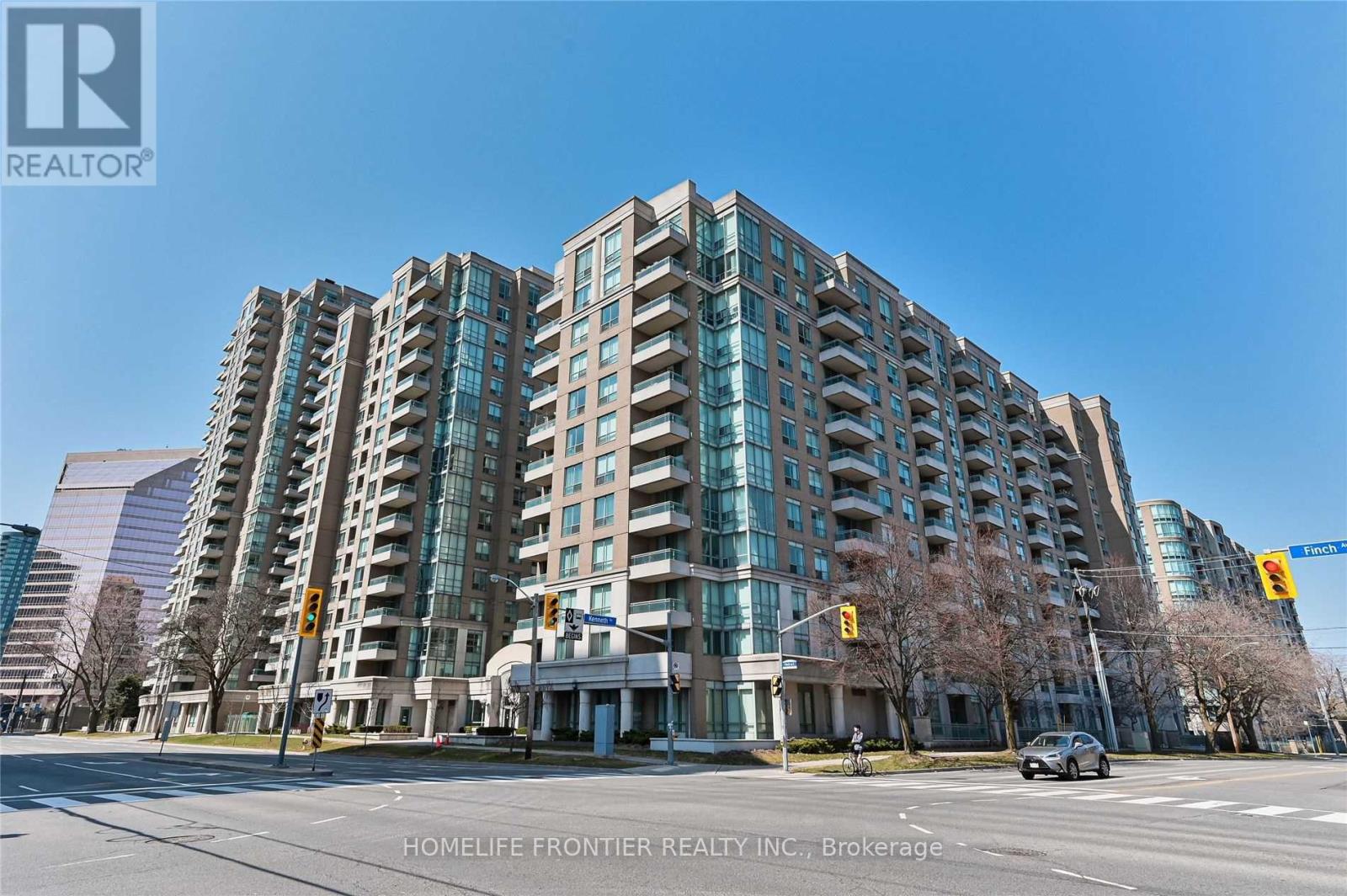 29 Pemberton Unit 1008