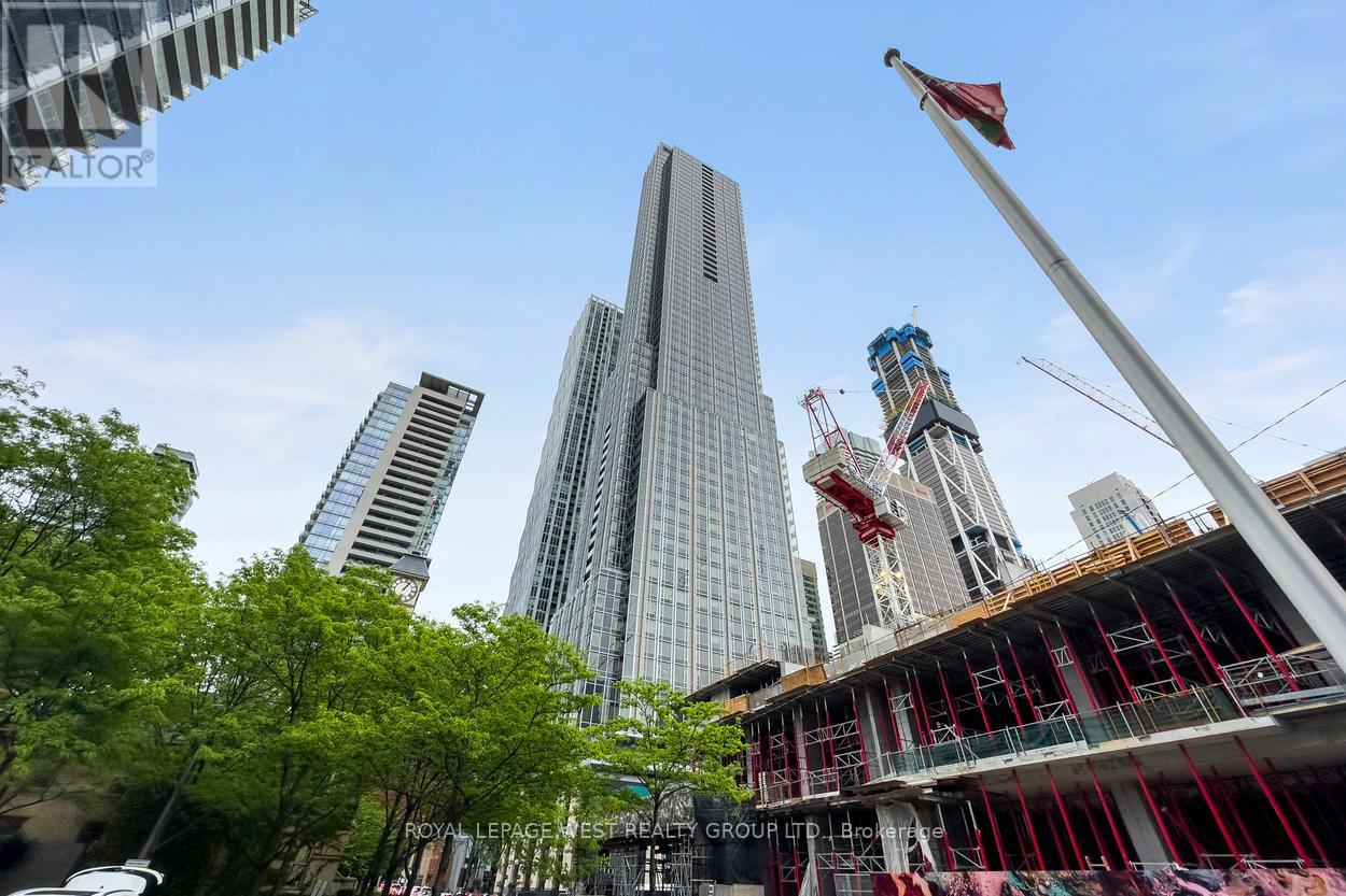 11 Yorkville Unit 1310
