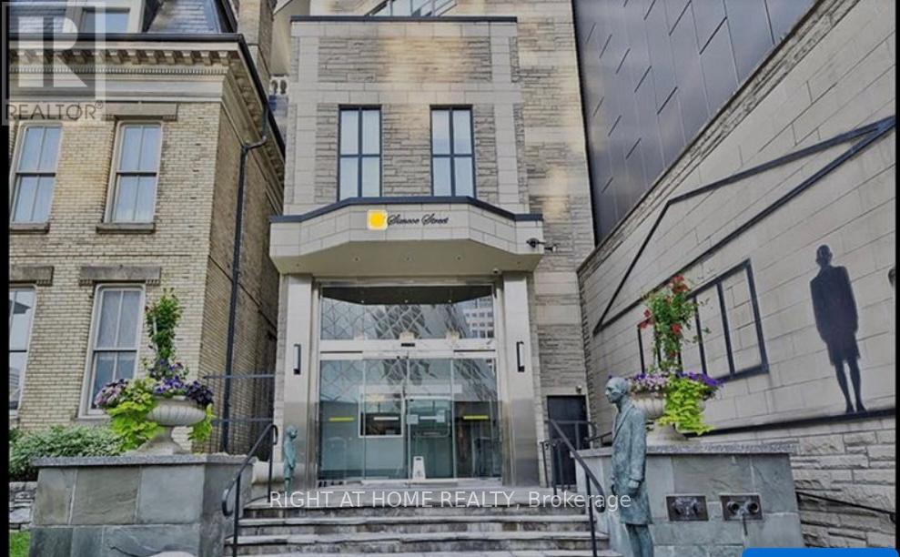 71 Simcoe Unit 705