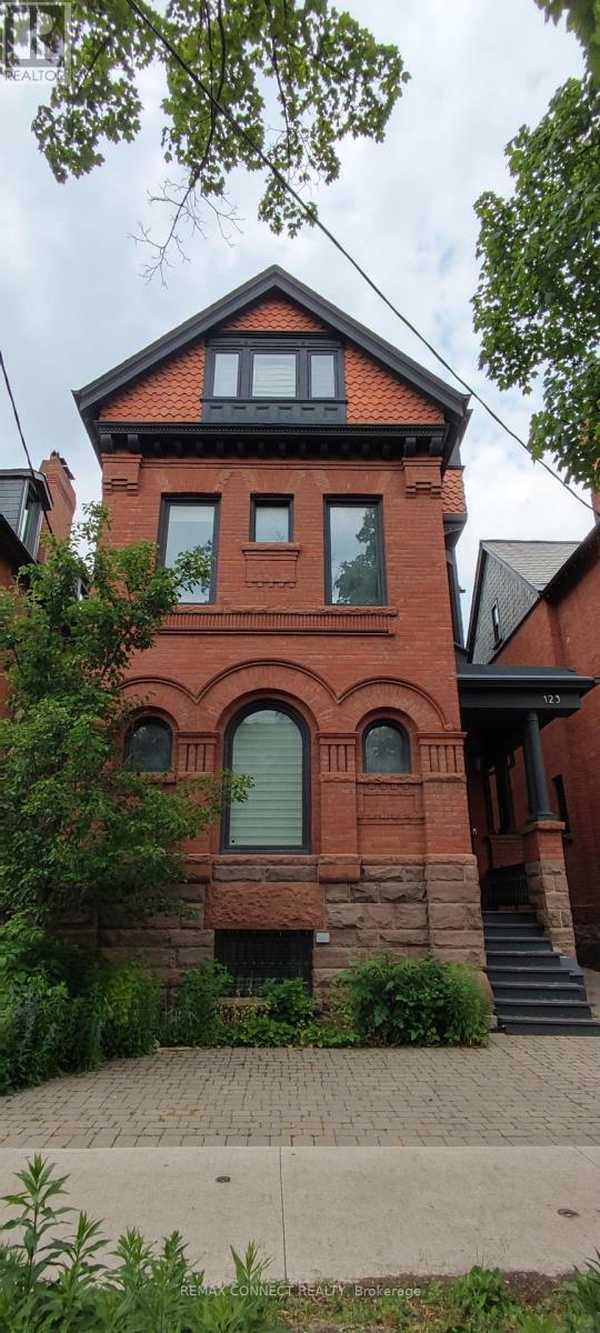 123 Bedford Unit Lower