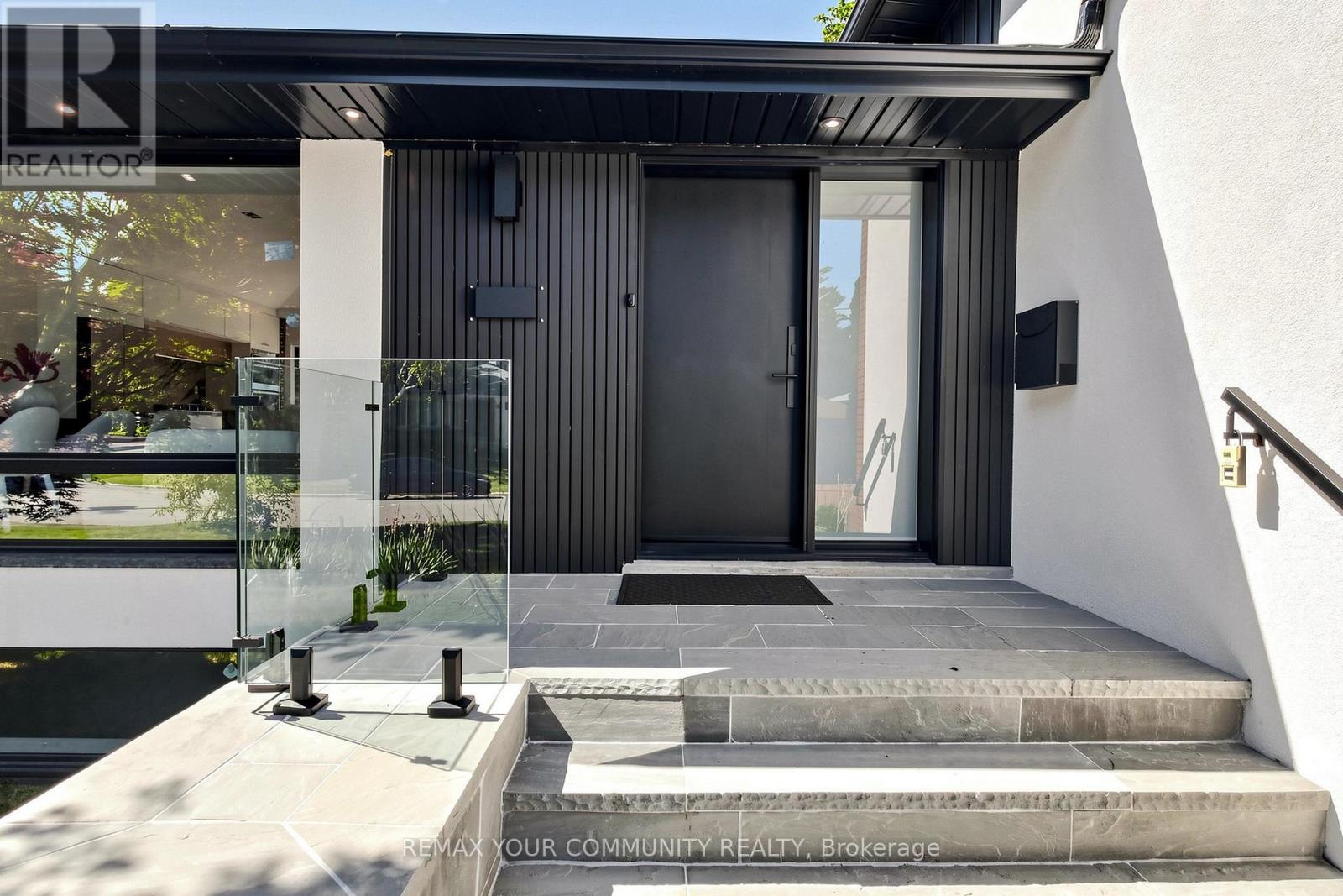 35 Geraldton