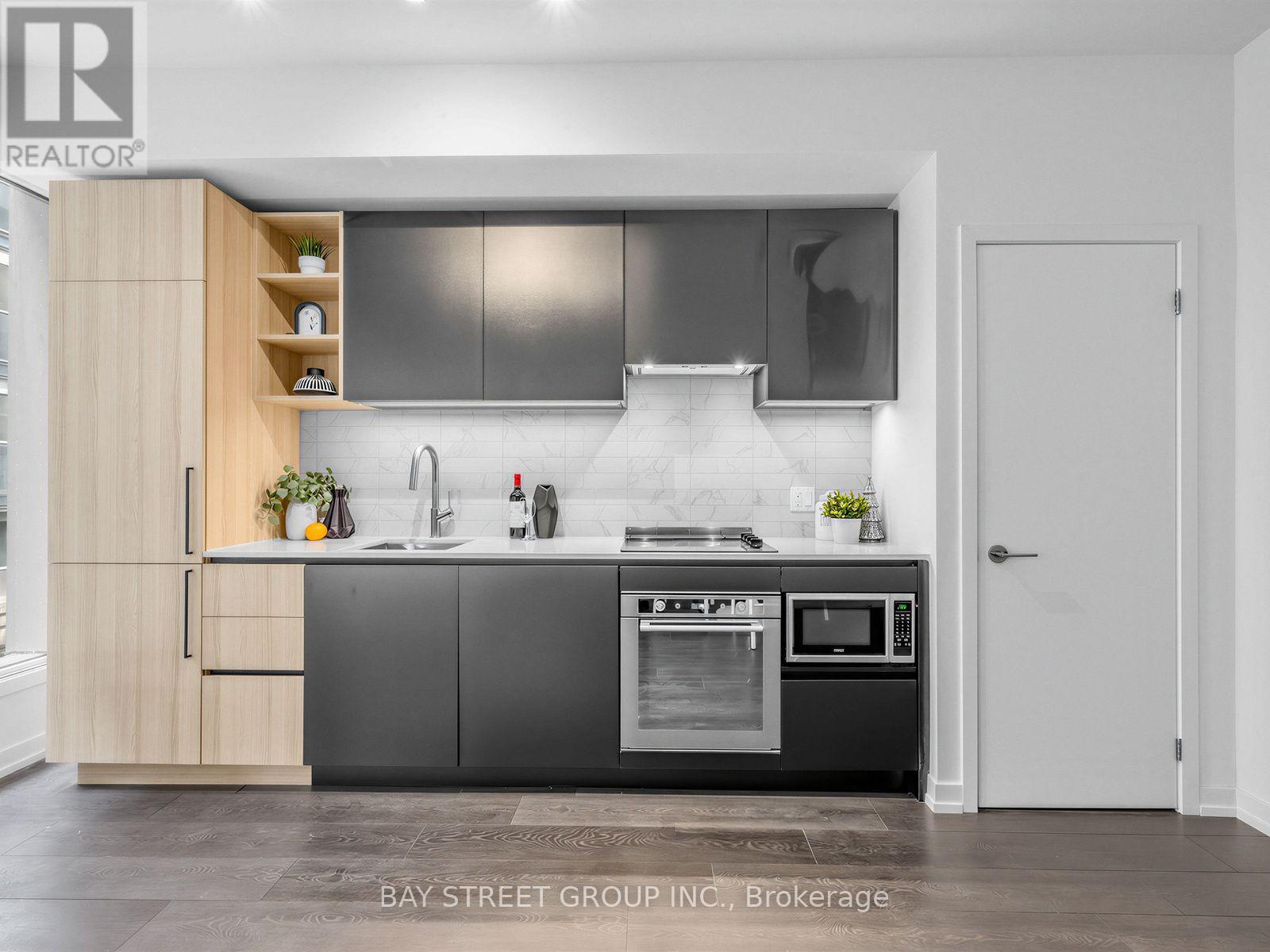 55 Mercer Unit 318