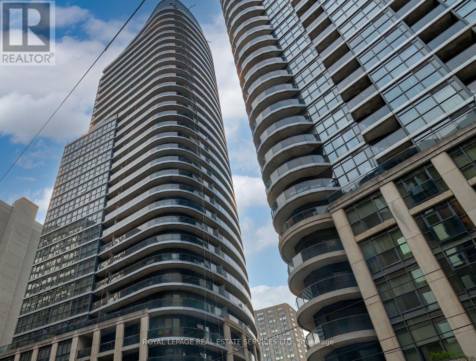 25 Carlton Unit 603
