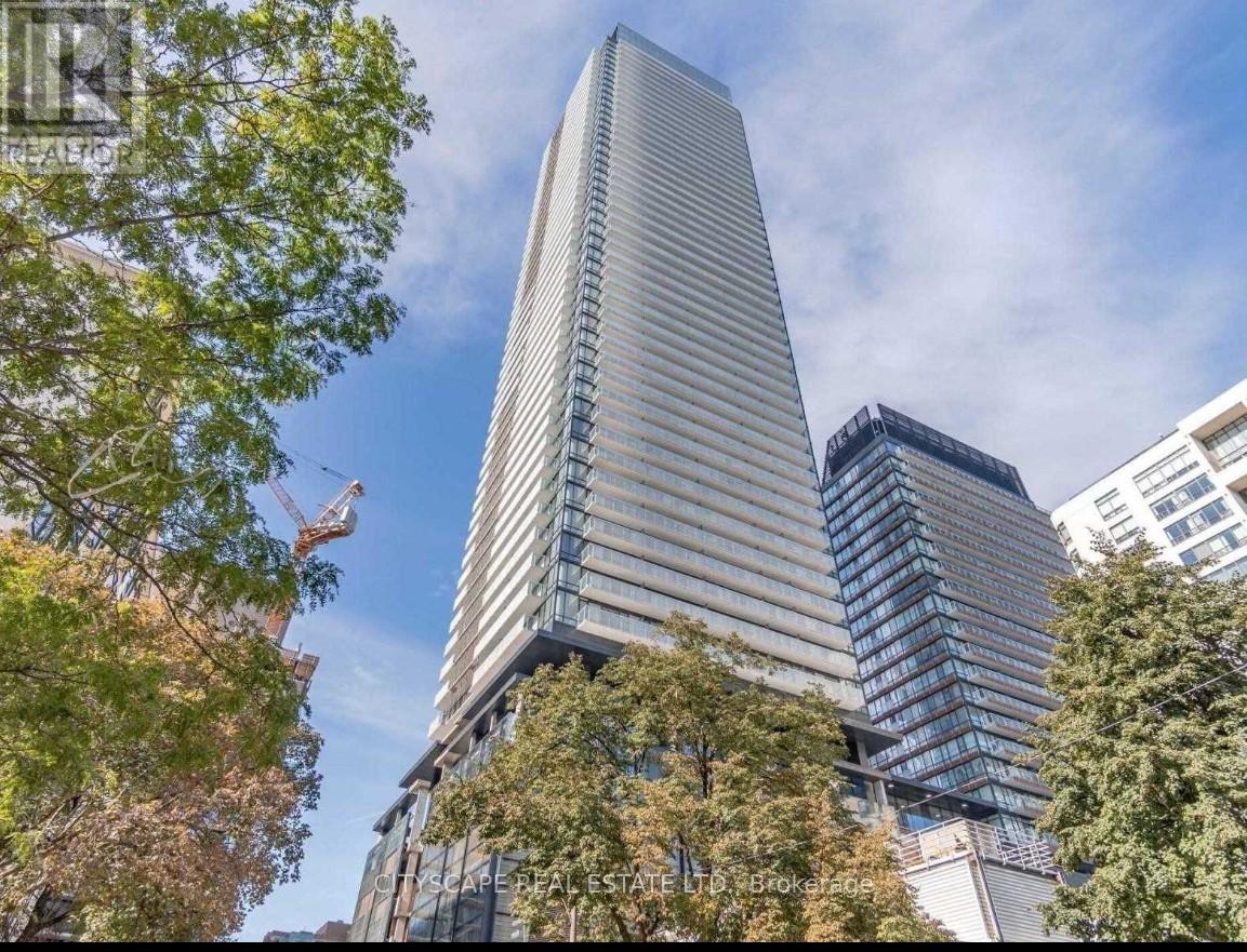 501 Yonge Unit 4206