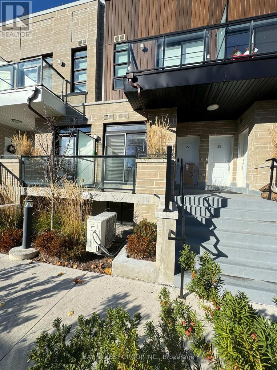 57 Finch Unit 30 photo 2