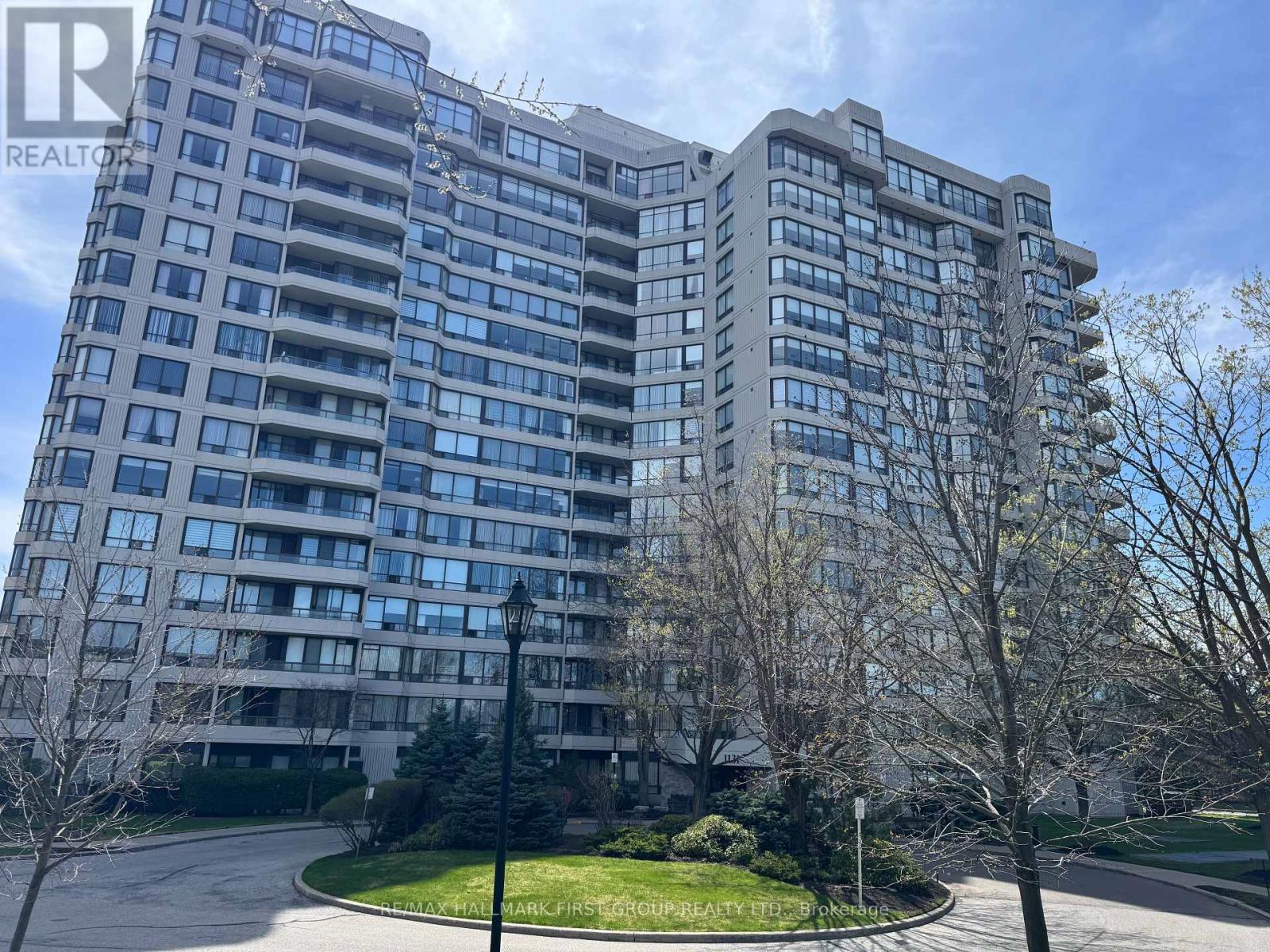 1131 Steeles Unit 601