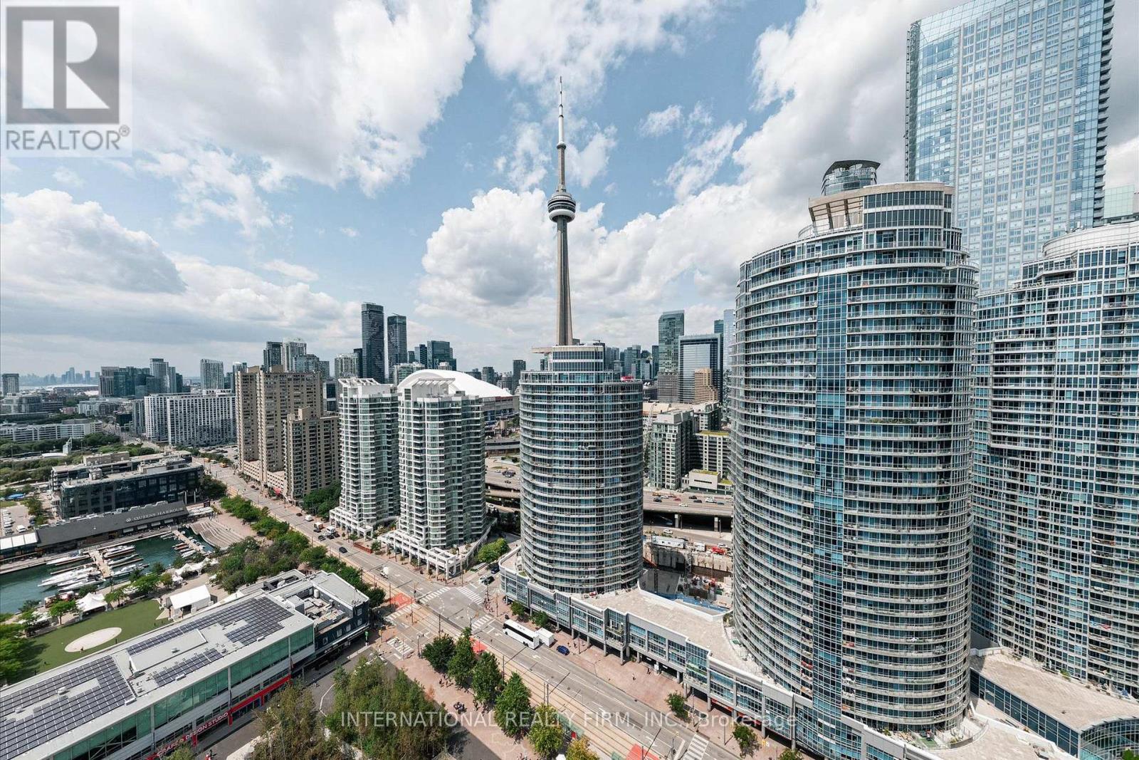 218 Queens Quay Unit Ph4
