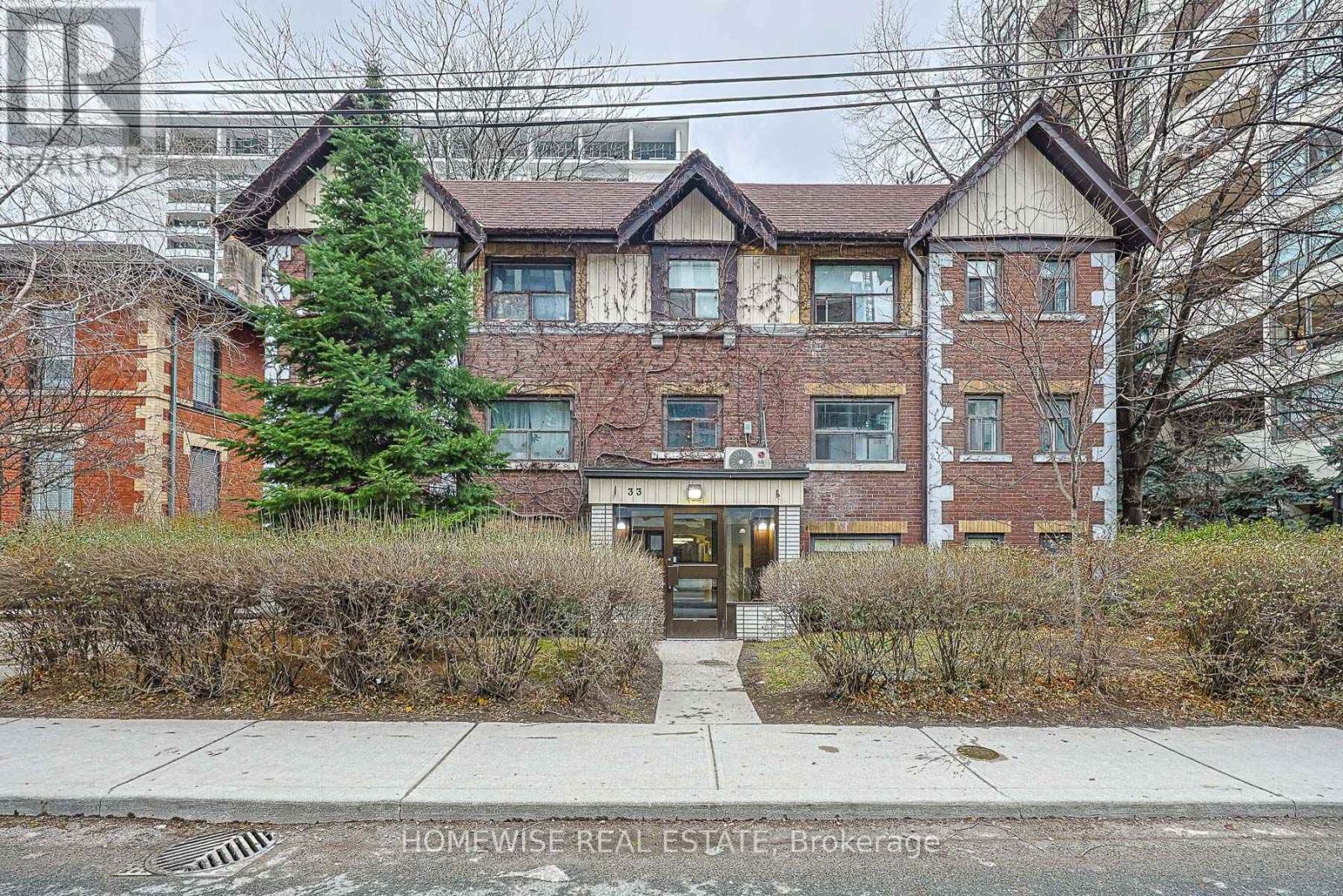 33 Maitland Unit 308 photo 3